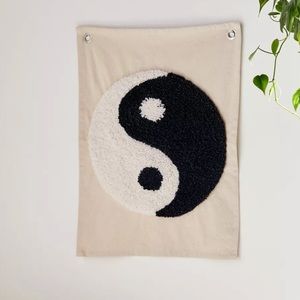 UO Urban outfitters yin yang tapestry
